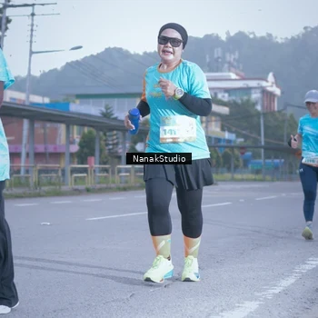 Runner Photo 8330515