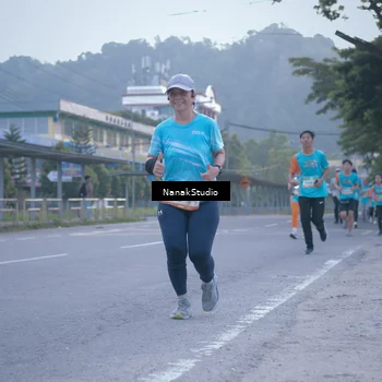 Runner Photo 8330517
