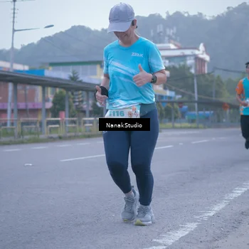 Runner Photo 8330520