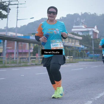 Runner Photo 8330523