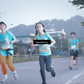 Runner Photo 8330542