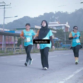 Runner Photo 8330543