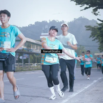 Runner Photo 8330552