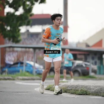 Runner Photo 8330562