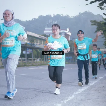 Runner Photo 8330566