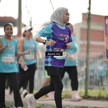 Runner Photo 8330579
