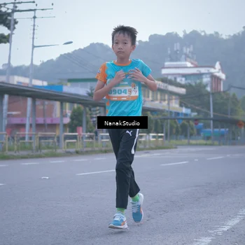 Runner Photo 8330585