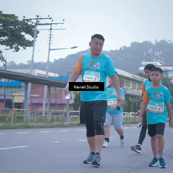 Runner Photo 8330594