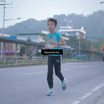 Runner Photo 8330595