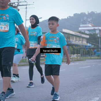 Runner Photo 8330600