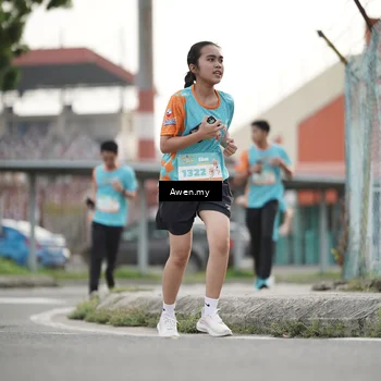 Runner Photo 8330602