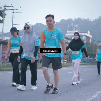 Runner Photo 8330611