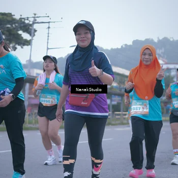 Runner Photo 8330642