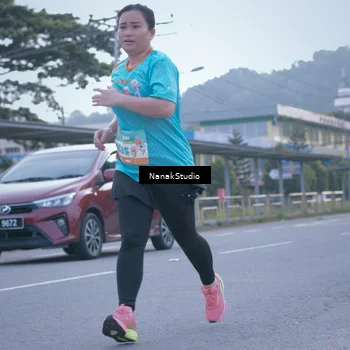Runner Photo 8330672