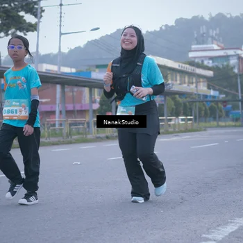 Runner Photo 8330682