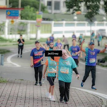 Runner Photo 8330706