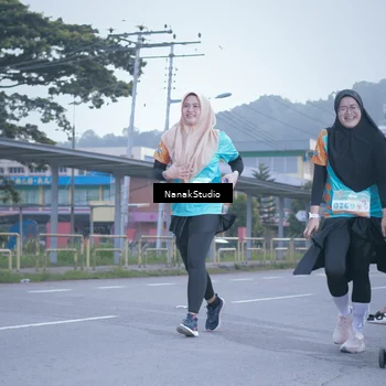 Runner Photo 8330716