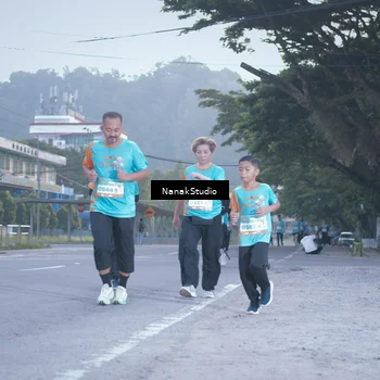 Runner Photo 8330720