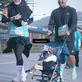 Runner Photo 8330727