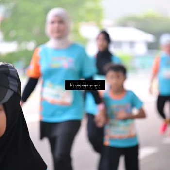 Runner Photo 8330728