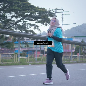 Runner Photo 8330732