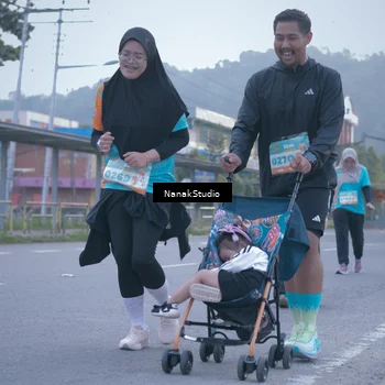 Runner Photo 8330739