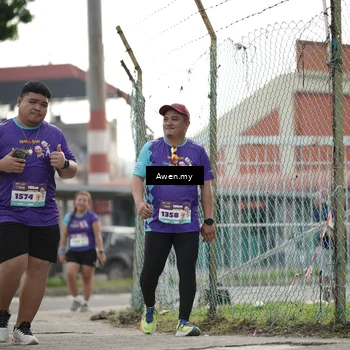 Runner Photo 8330754