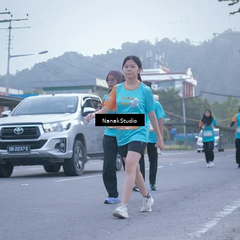 Runner Photo 8330756