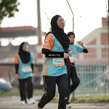 Runner Photo 8330757
