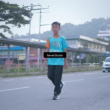 Runner Photo 8330764