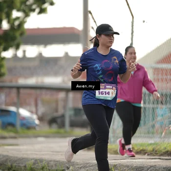Runner Photo 8330791