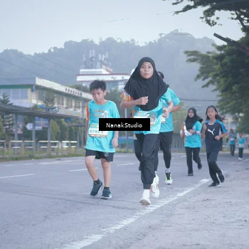Runner Photo 8330797