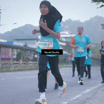 Runner Photo 8330807