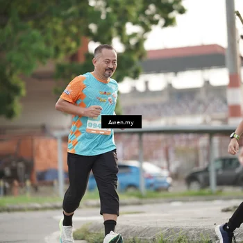 Runner Photo 8330810