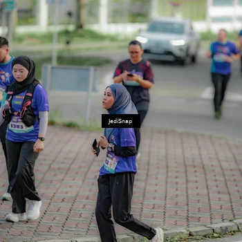 Runner Photo 8330830
