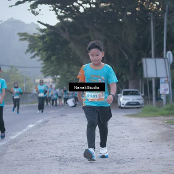 Runner Photo 8330833