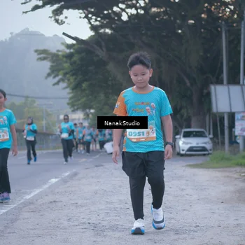 Runner Photo 8330840