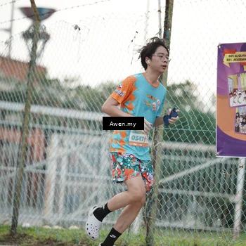 Runner Photo 8330842