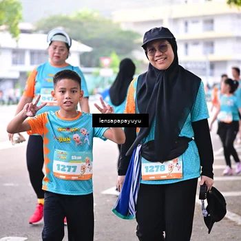 Runner Photo 8330844