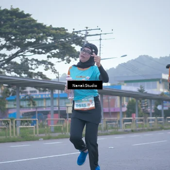 Runner Photo 8330846