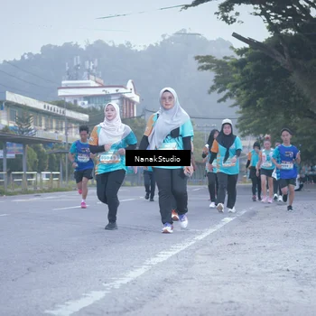 Runner Photo 8330851