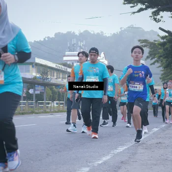 Runner Photo 8330866