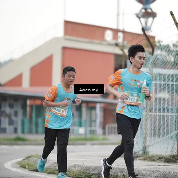 Runner Photo 8330893