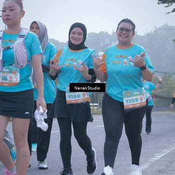 Runner Photo 8330900