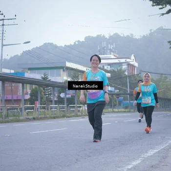 Runner Photo 8330901