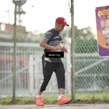 Runner Photo 8330918