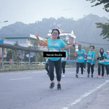 Runner Photo 8330931