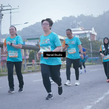 Runner Photo 8330937