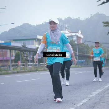 Runner Photo 8330958