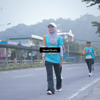 Runner Photo 8330963